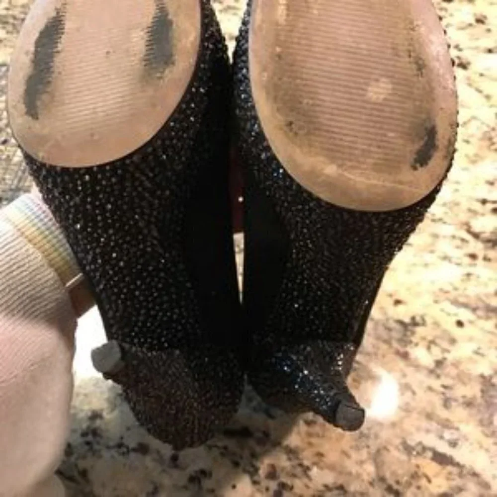 Enzo Angiolini black suede crystal platform heels size 8 event gala prom